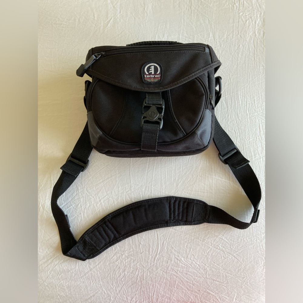 Tarmac Black Camera Bag with Adjustable Shoulder Strap